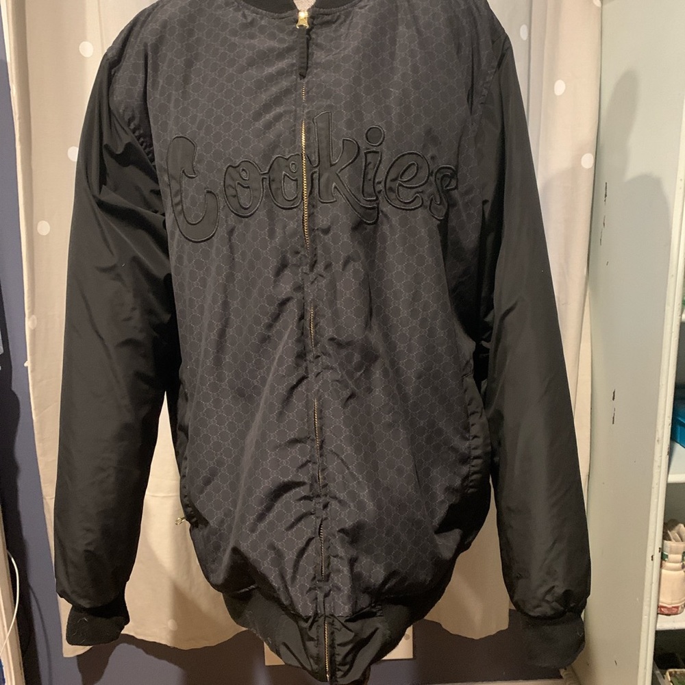 Bomber jacket with cookie